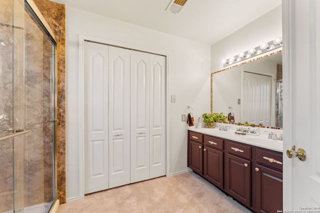 13127 Forum, Universal City, TX 78148