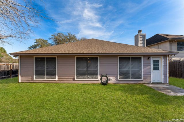 13127 Forum, Universal City, TX 78148