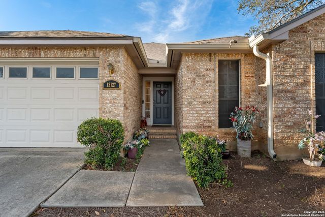 13127 Forum, Universal City, TX 78148