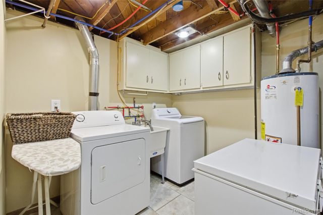 18527 Gaylord, Redford Charter Township, MI 48240