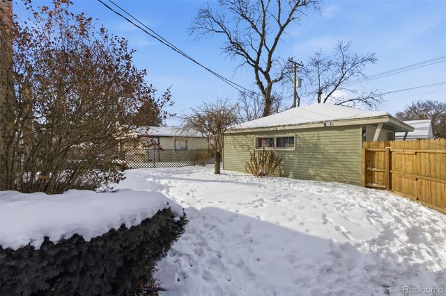 18527 Gaylord, Redford Charter Township, MI 48240