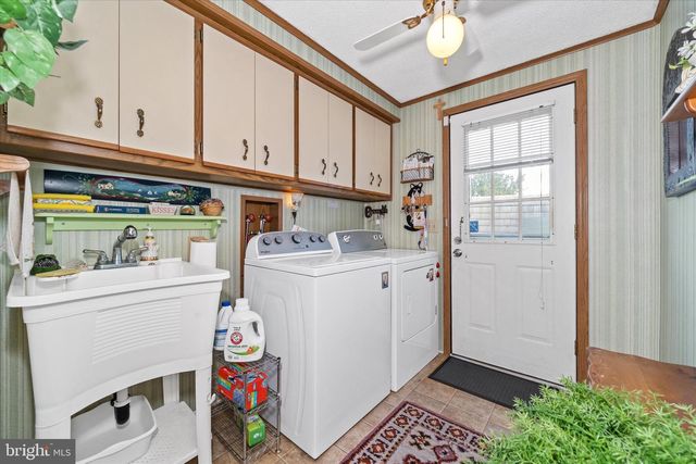 108 GALE DR, Wilmington, DE 19808