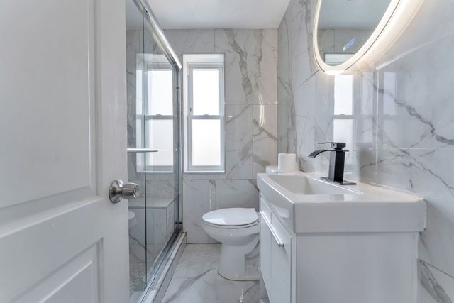 3142 S 54th Court, Cicero, IL 60804