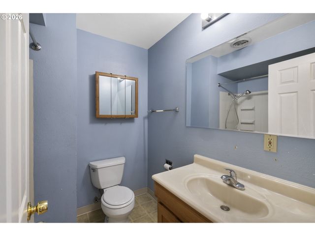 6906 Sw TAYLORS FERRY Rd, Portland, OR 97210