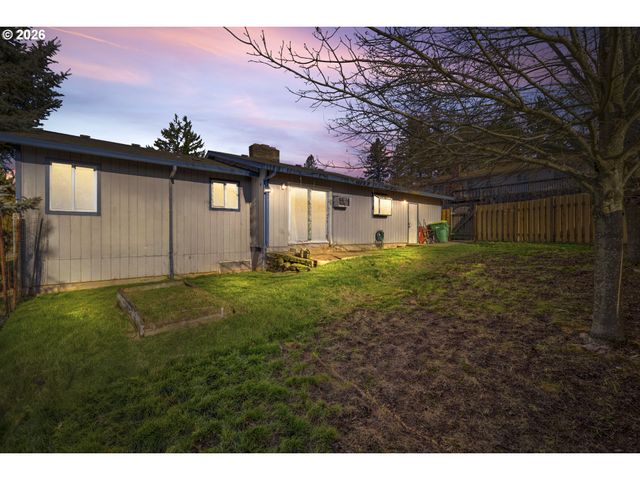 6906 Sw TAYLORS FERRY Rd, Portland, OR 97210