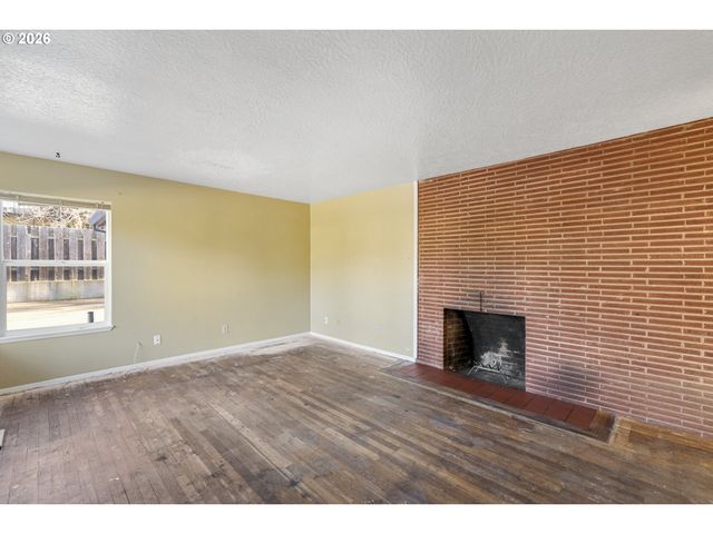 6906 Sw TAYLORS FERRY Rd, Portland, OR 97210