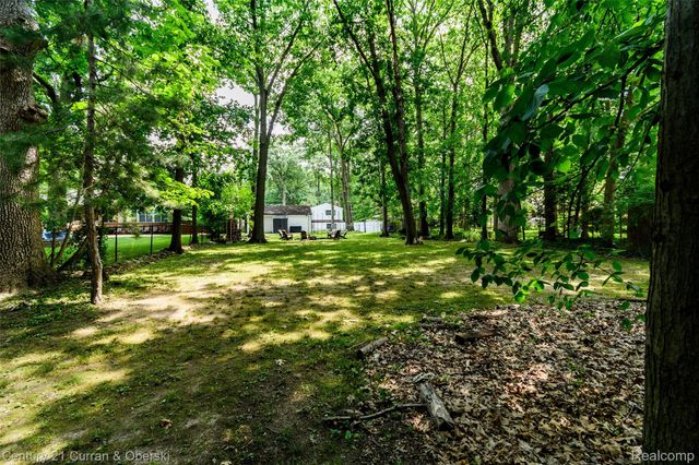 16100 Kennebec Street, Southgate, MI 48195