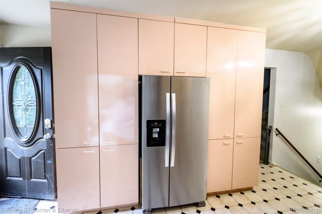 16100 Kennebec Street, Southgate, MI 48195