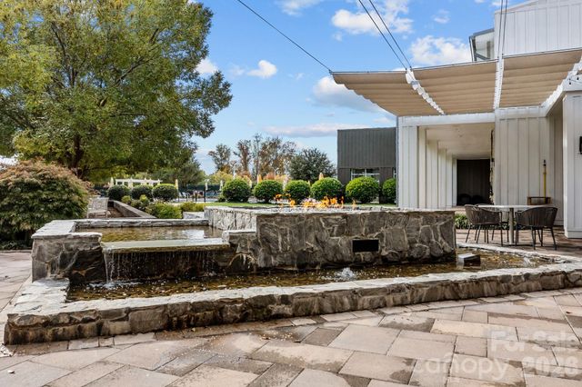 495 Granite Lake Court, Denver, NC 28037