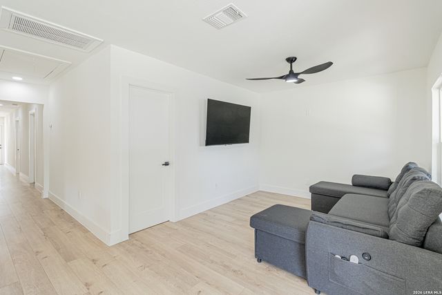 229 ALLENSWORTH ST, San Antonio, TX 78209