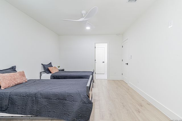 229 ALLENSWORTH ST, San Antonio, TX 78209