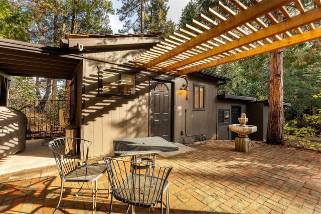 25255 Nestwa Trail, Idyllwild, CA 92549