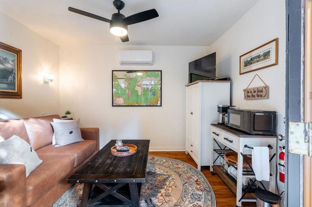 25255 Nestwa Trail, Idyllwild, CA 92549