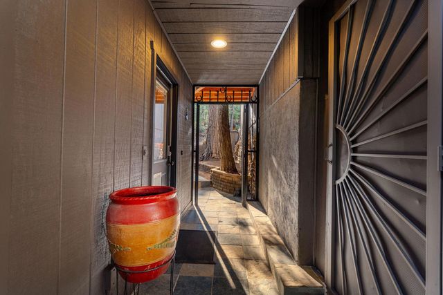 25255 Nestwa Trail, Idyllwild, CA 92549