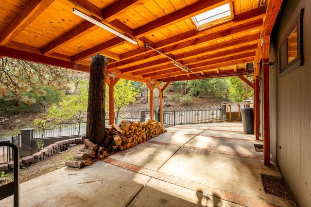 25255 Nestwa Trail, Idyllwild, CA 92549