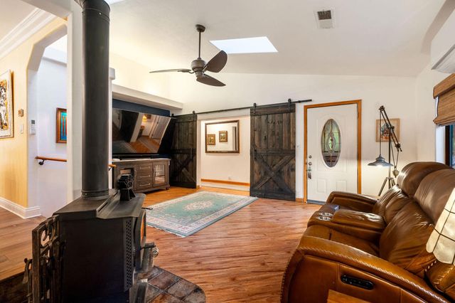 25255 Nestwa Trail, Idyllwild, CA 92549