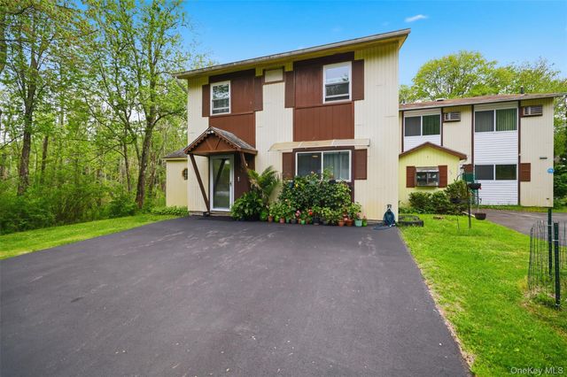 51 Peter Way, Kiamesha Lake, NY 12751