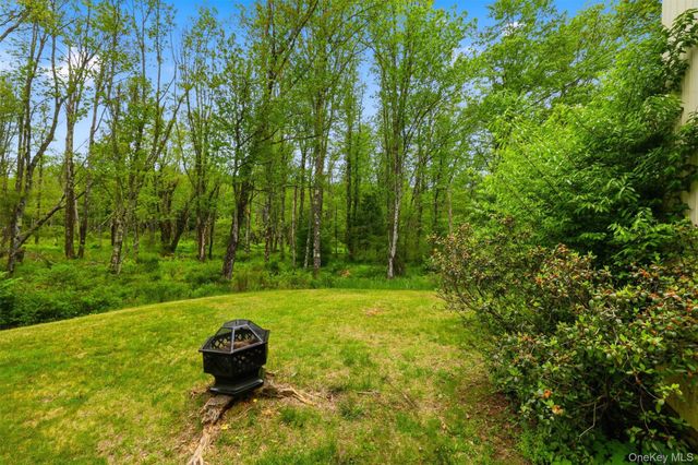 51 Peter Way, Kiamesha Lake, NY 12751