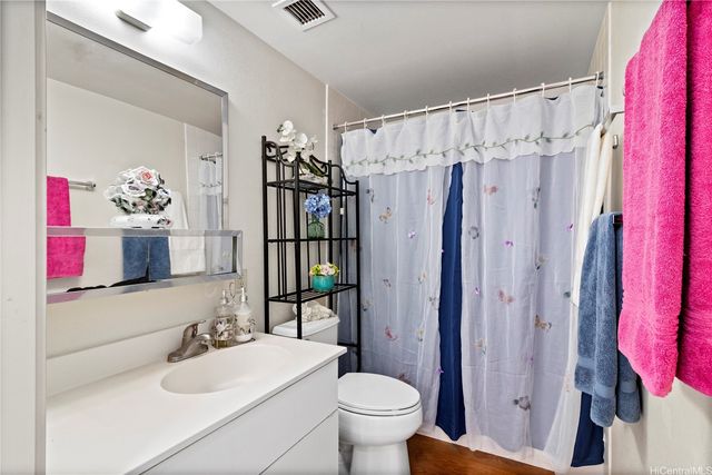 94-302 Paiwa Street 707, Waipahu, HI 96797