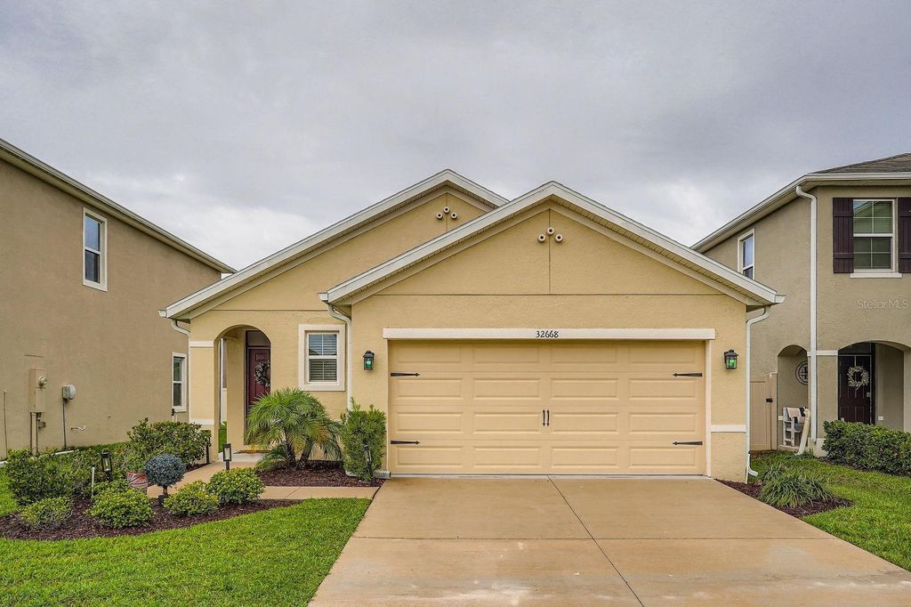 32668 ABBY LAX LANE, Wesley Chapel, FL 33543