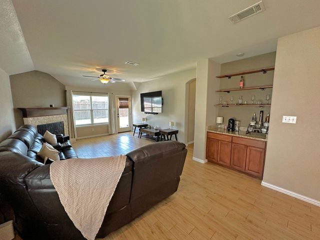 2205 Willow Creek Drive, Little Elm, TX 75068