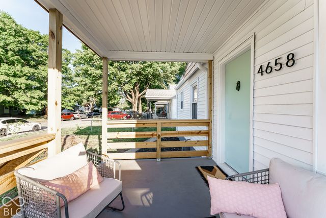 4658 Farrington, Indianapolis, IN 46201