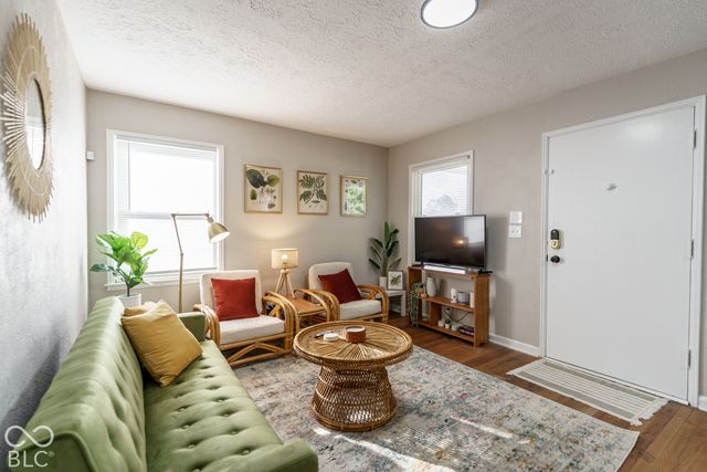 4658 Farrington, Indianapolis, IN 46201