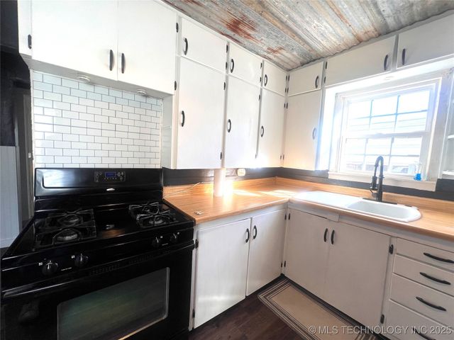 313 E Tyler Avenue, Mcalester, OK 74501