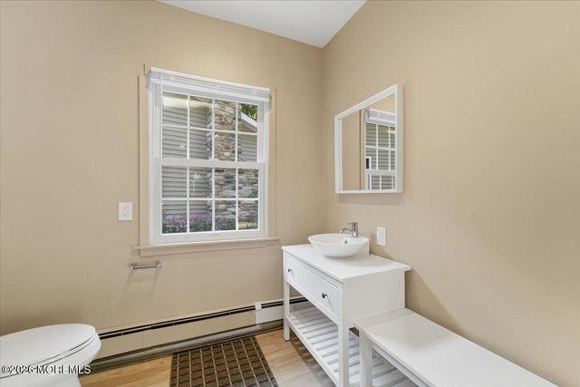1 Marlboro Street, Morganville, NJ 07751
