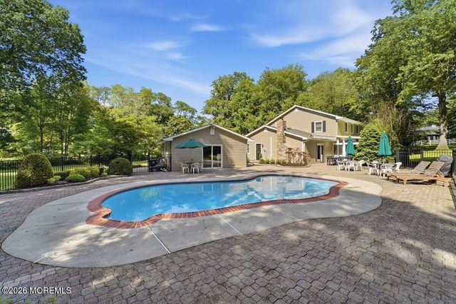 1 Marlboro Street, Morganville, NJ 07751