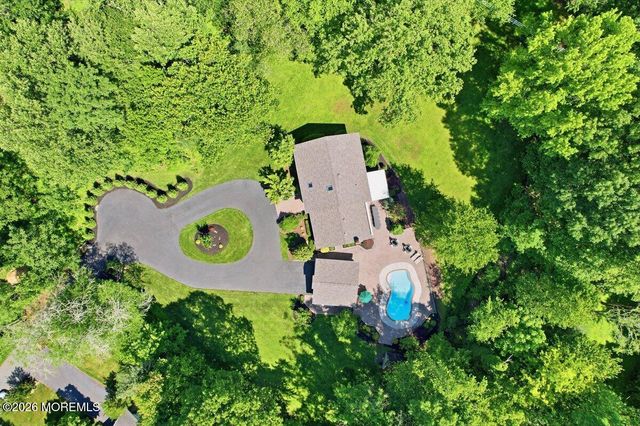 1 Marlboro Street, Morganville, NJ 07751