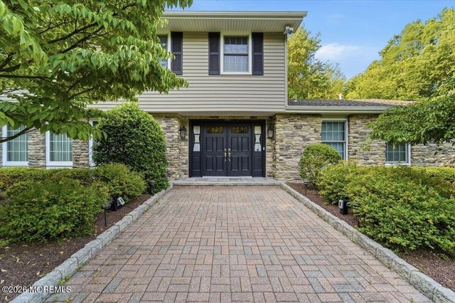 1 Marlboro Street, Morganville, NJ 07751