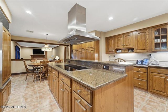 1 Marlboro Street, Morganville, NJ 07751