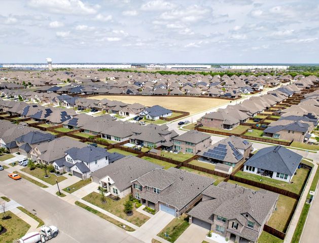 1469 Lawnview Drive, Forney, TX 75126