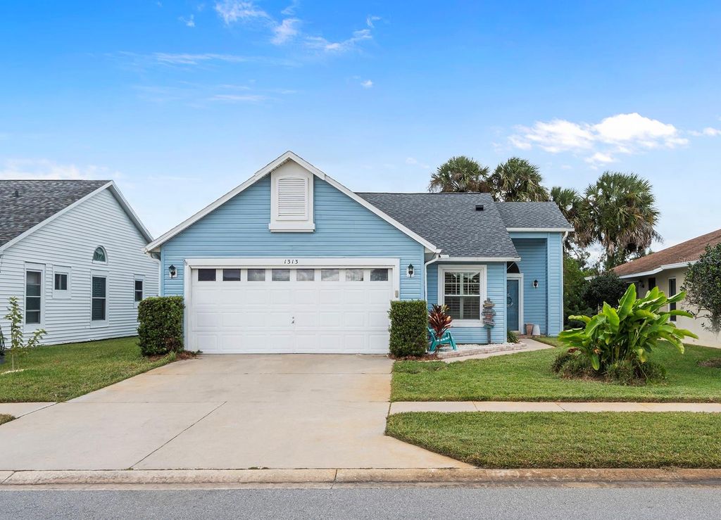 1313 WAYNE AVENUE, New Smyrna Beach, FL 32168