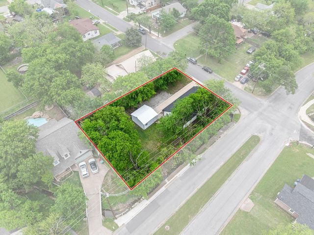 1425 E CHERRY, Sherman, TX 75090