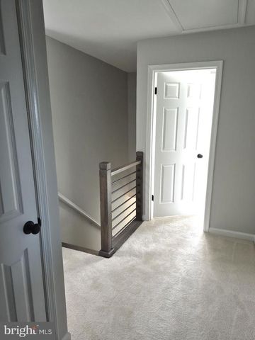27 FAIRFAX ST, Warrenton, VA 20186