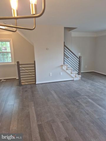 27 FAIRFAX ST, Warrenton, VA 20186