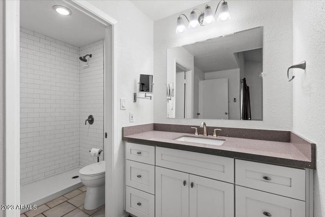 667 W PECOS Avenue, Mesa, AZ 85210