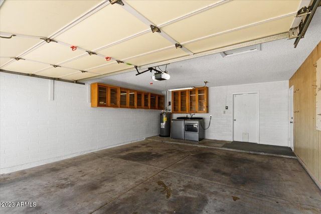 667 W PECOS Avenue, Mesa, AZ 85210