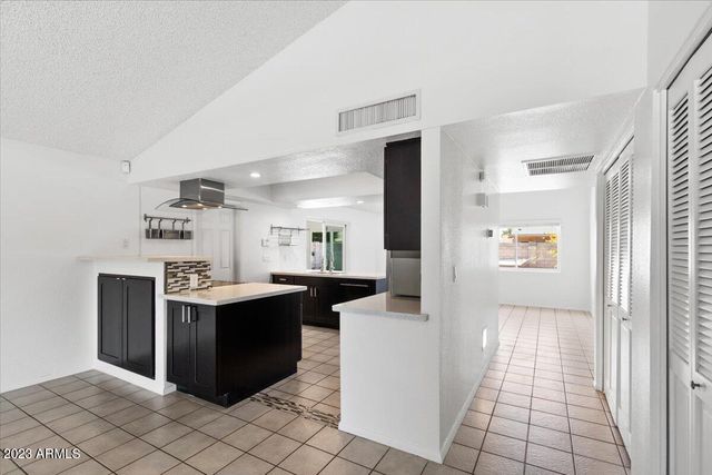 667 W PECOS Avenue, Mesa, AZ 85210