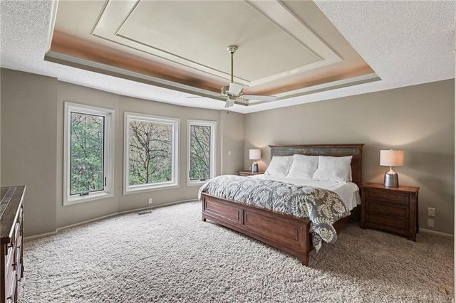 2401 SW Whispering Creek Court, Blue Springs, MO 64015