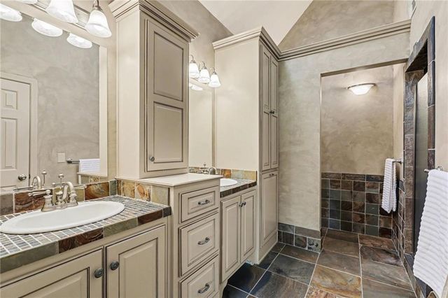 2401 SW Whispering Creek Court, Blue Springs, MO 64015