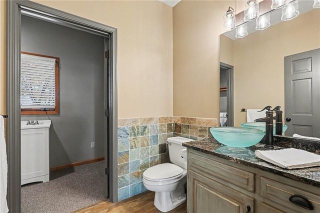 2401 SW Whispering Creek Court, Blue Springs, MO 64015