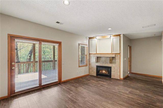 2401 SW Whispering Creek Court, Blue Springs, MO 64015