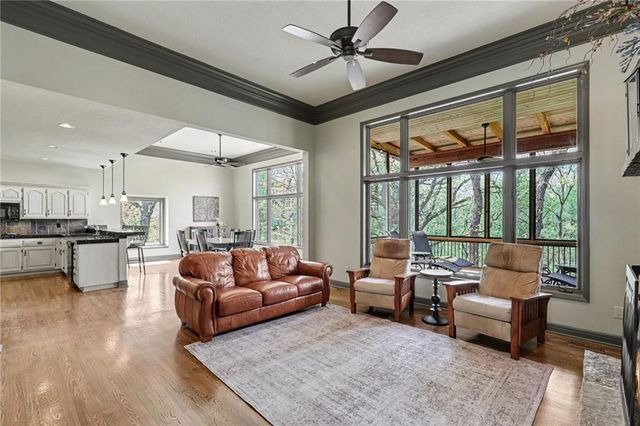 2401 SW Whispering Creek Court, Blue Springs, MO 64015