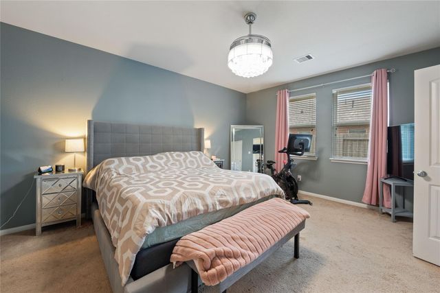 970 Jennifer Street, Alvin, TX 77511