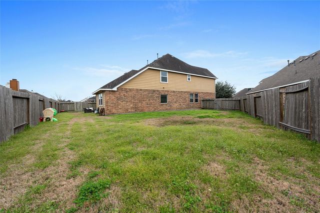 970 Jennifer Street, Alvin, TX 77511