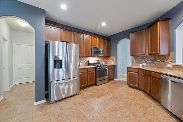 970 Jennifer Street, Alvin, TX 77511