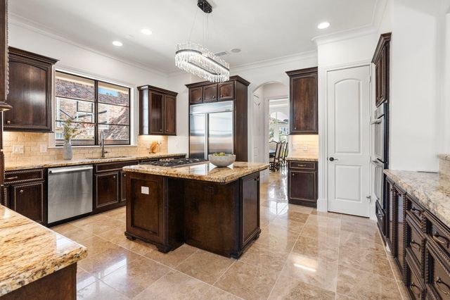 4134 Bellefontaine Street, Houston, TX 77025